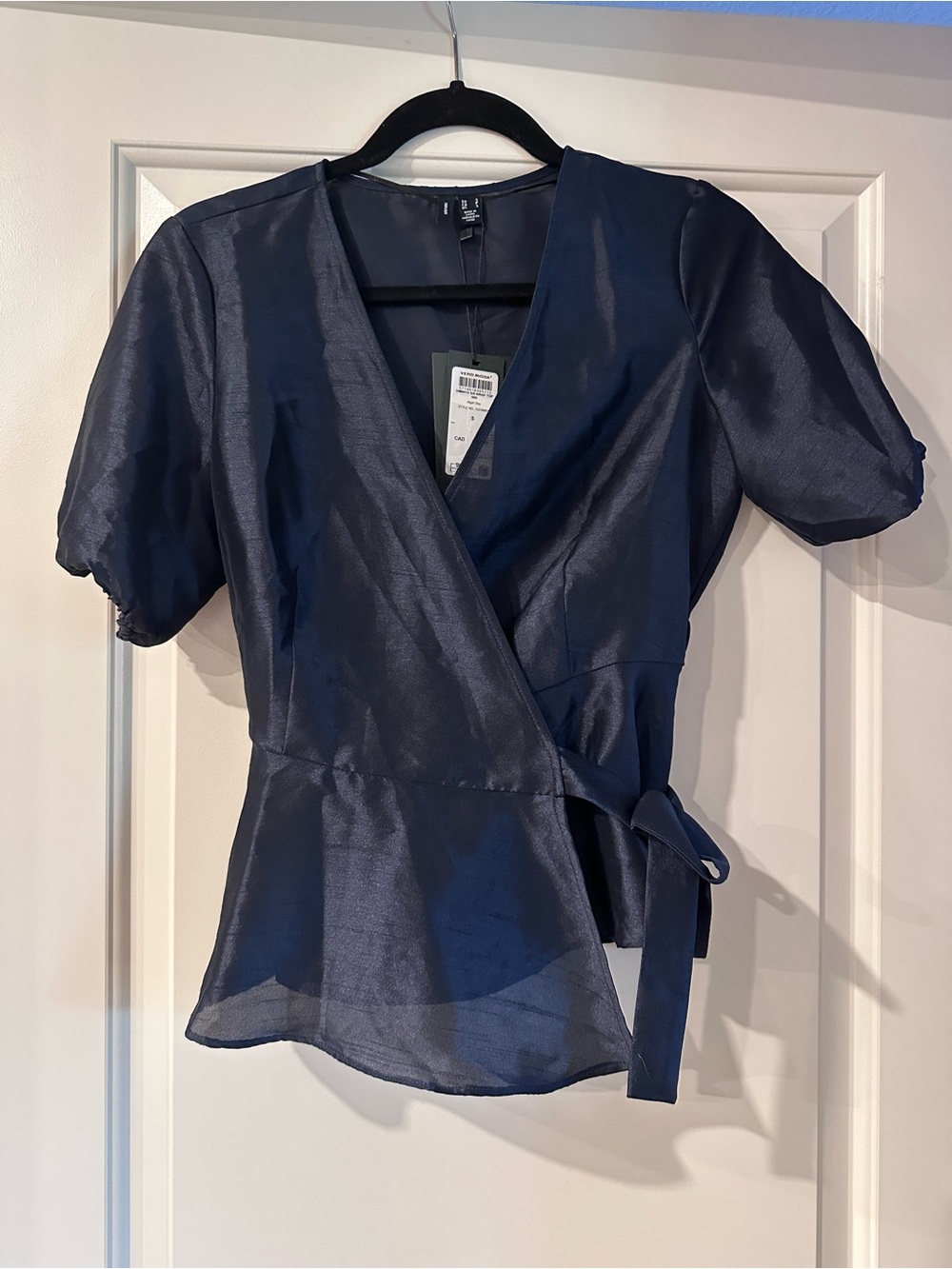 NWT Vero Moda Tie-Up Blouse
